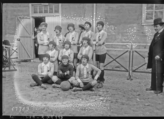 The France Eleven, Paris, 1920, Agence Rol