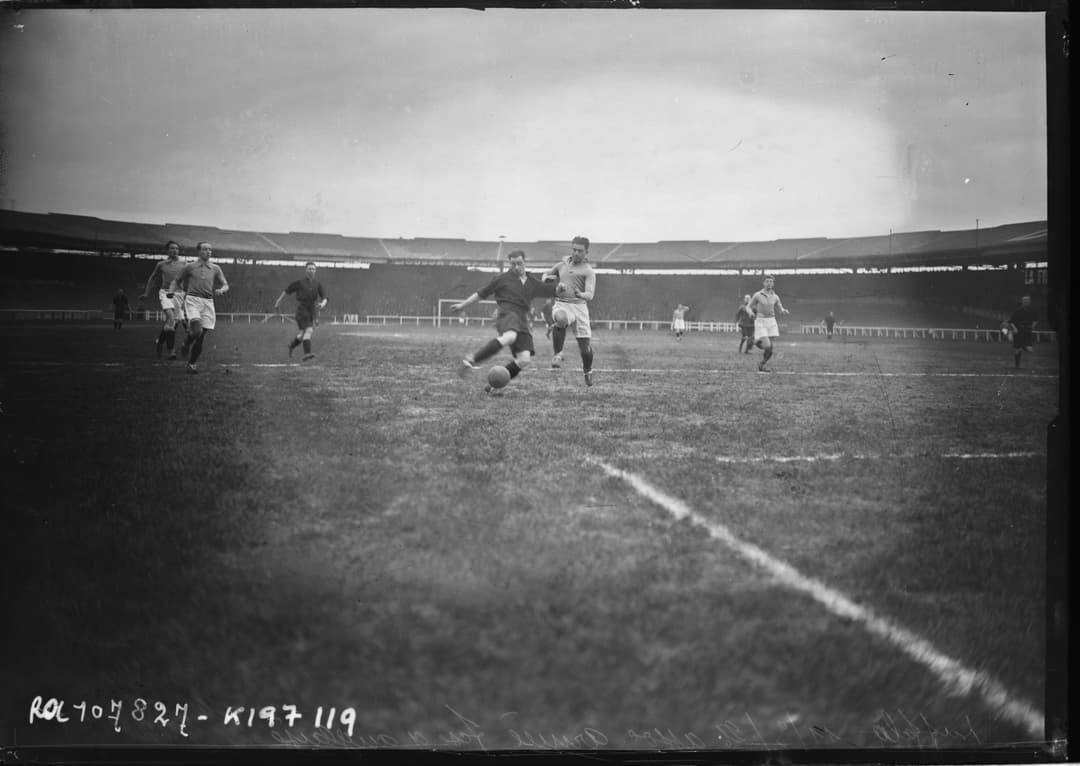 The Armies at the Buffalo, March 1926, Agence Rol