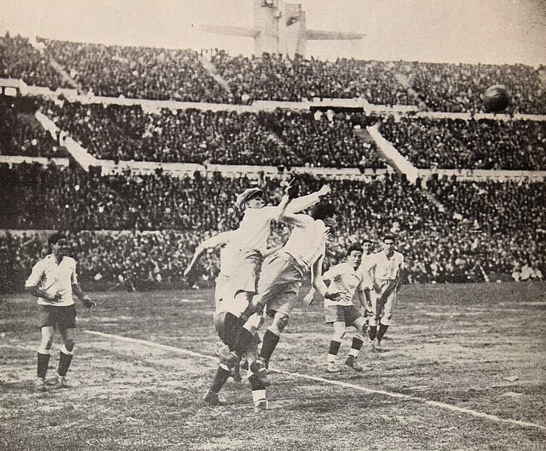 The First Final: Uruguay v. Argentina, Los Sports magazine